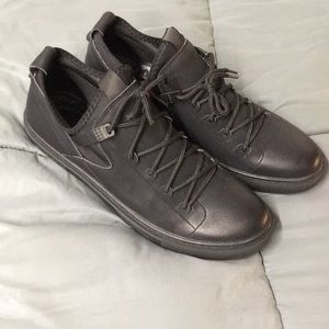 Brand new Asian fashion sneakers men’s 11